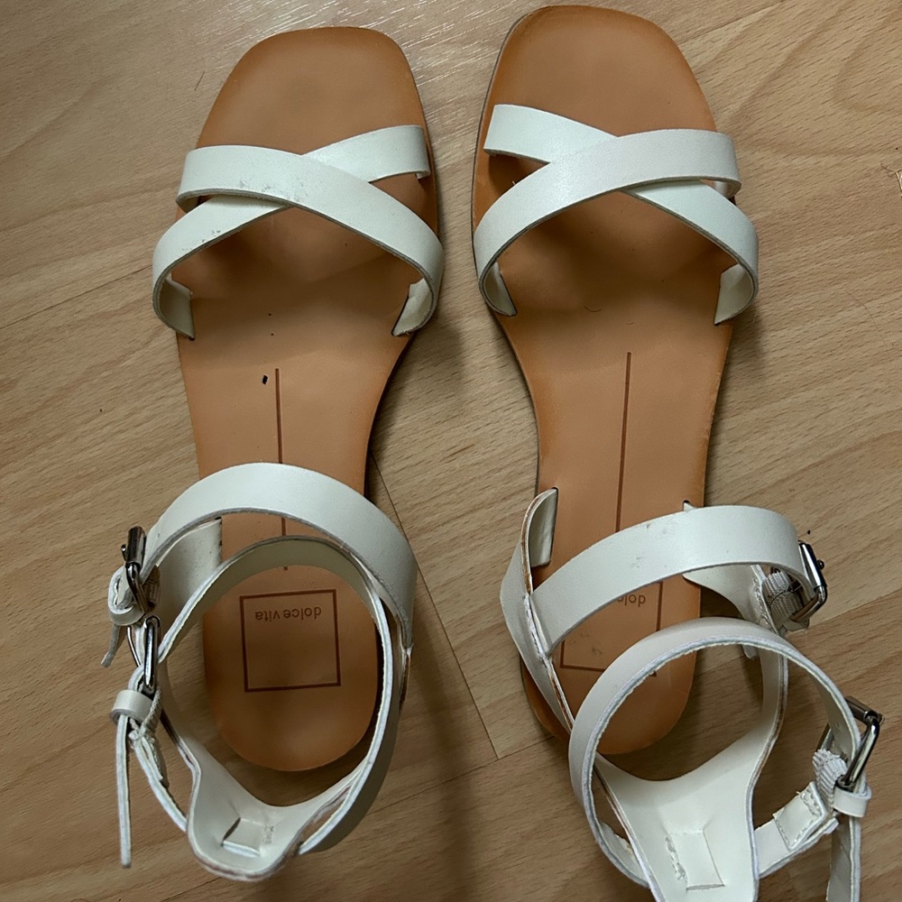 Dolce Vita Sandals Sz 6